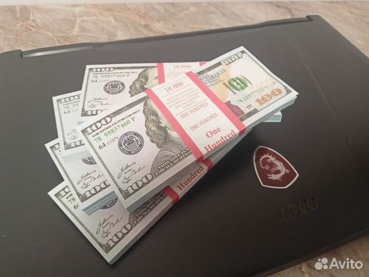 50 тыс бутафорских долларов (5 пачек 100 дол)