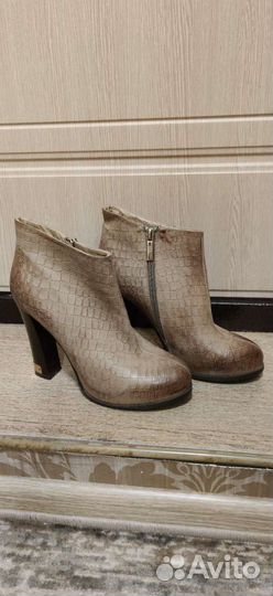 Ботинки 40 р