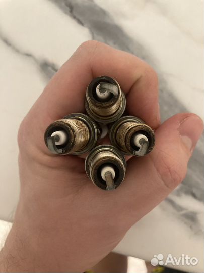 Комлект свечей Denso IK20TT