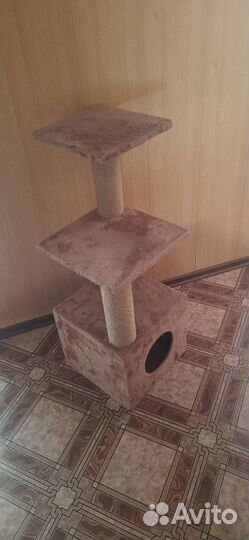 Домик для кошки с когтеточкой бу