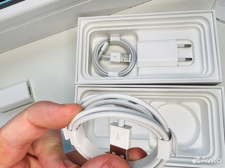 Зарядка для iPhone, Оригинал