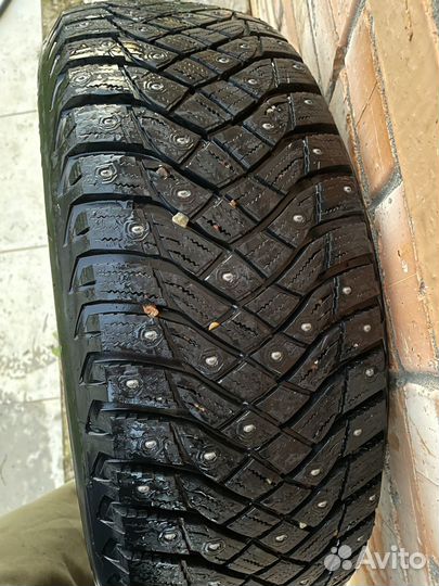 Goodyear UltraGrip Arctic 2 225/60 R18
