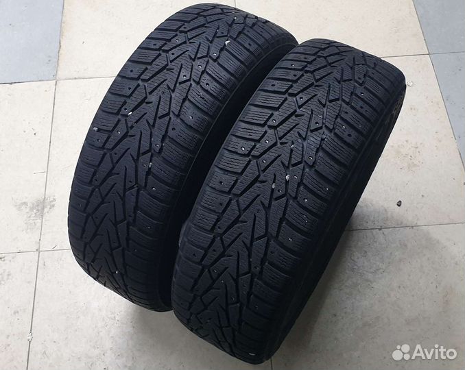 Nokian Tyres Hakkapeliitta 7 215/65 R16 102T
