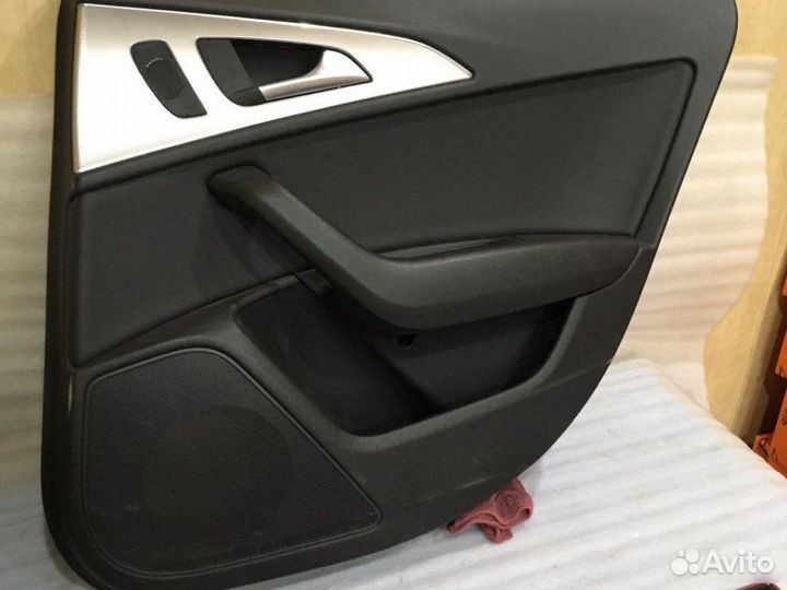 Обивка правой задней двери задняя правая Audi A6