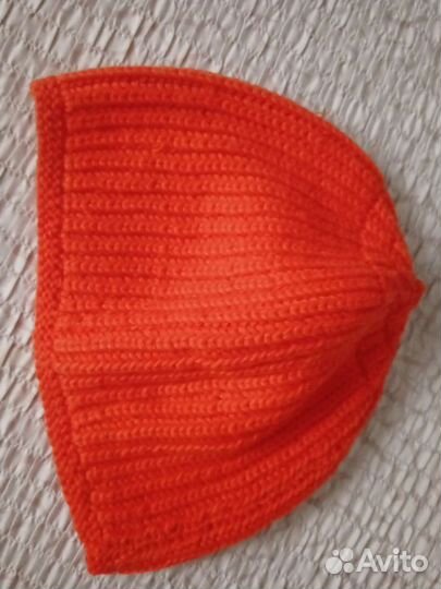 Шапка женская вязаная ручная работа