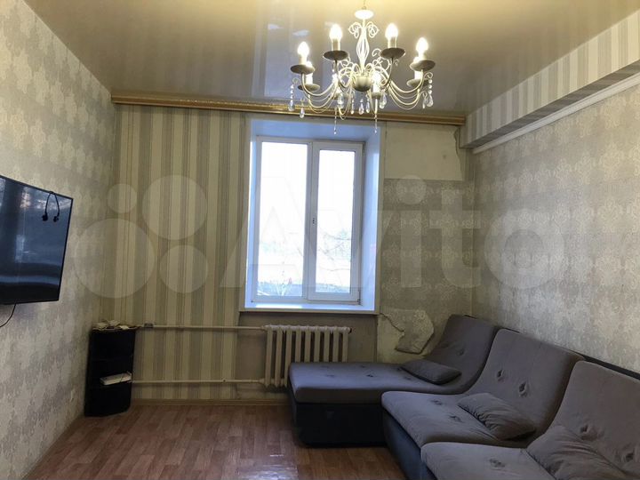 2-к. квартира, 57 м², 2/5 эт.