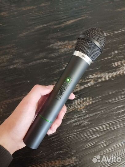 Беспроводная микрофонная система