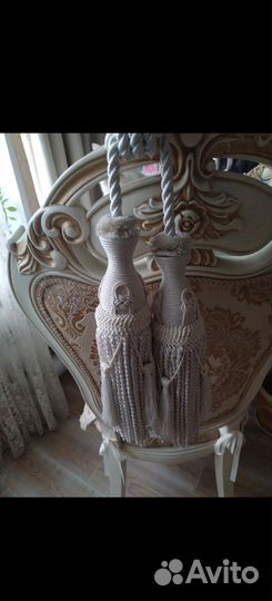 Подхваты, кисти