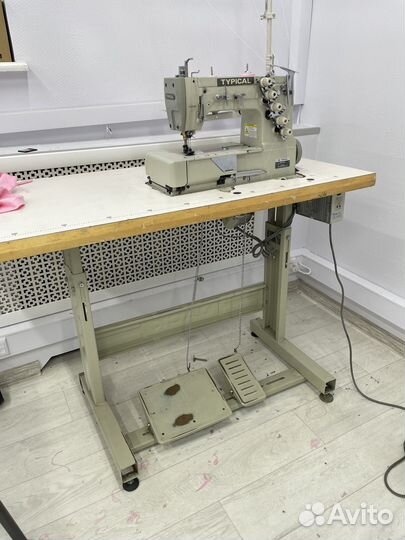 Промышленная распошивальная (плоскошовная) машинка