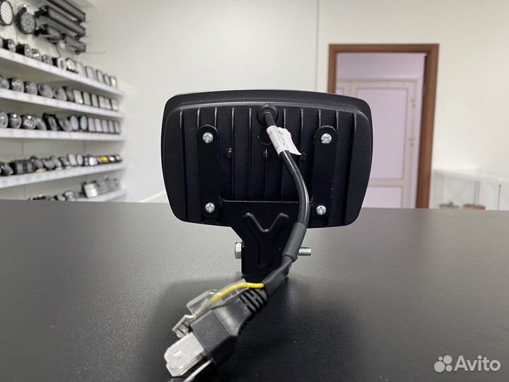 Фара светодиодная LED ближний/дальний