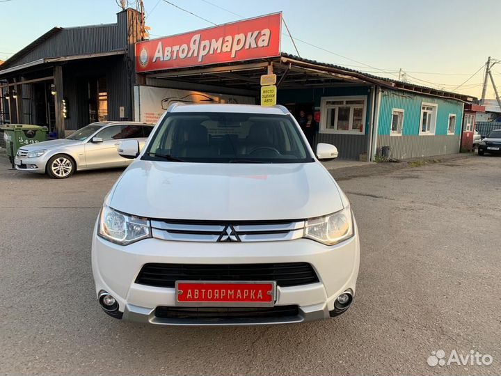 Mitsubishi Outlander 2.0 CVT, 2014, 118 000 км