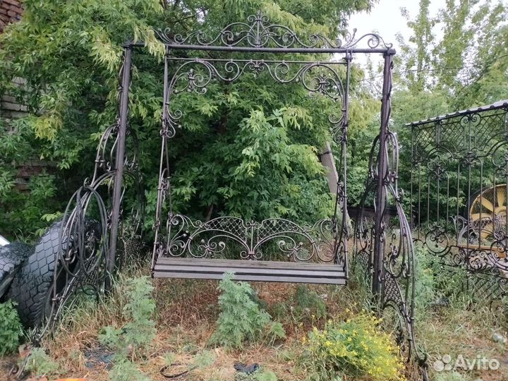 Качели садовые металлические