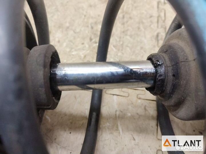 Стойка передняя правая nissan cube