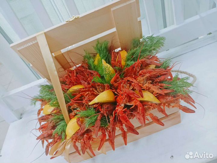 Раки в букетах, ящичках, корзинках