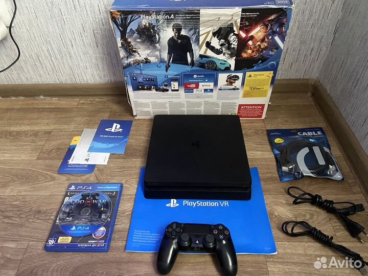 Sony playstation 4 Slim на 1 Тб /60 Игр /Год 2021