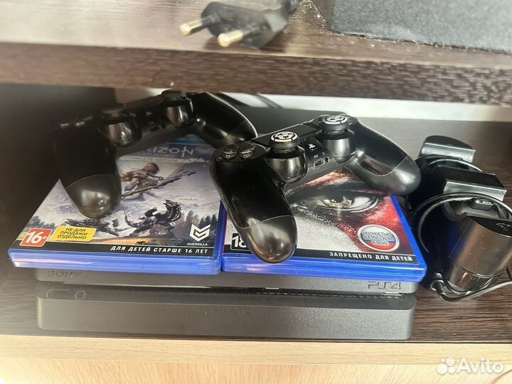 Sony playstation 4 slim с играми