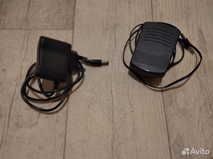 Швейная машинка с ножной педалью