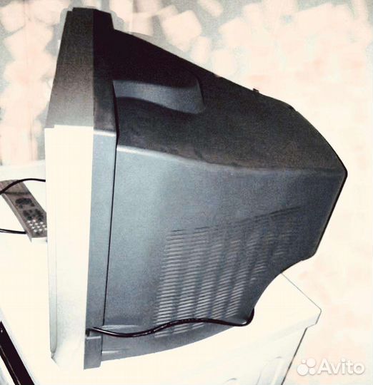 Телевизор TCL + пульт