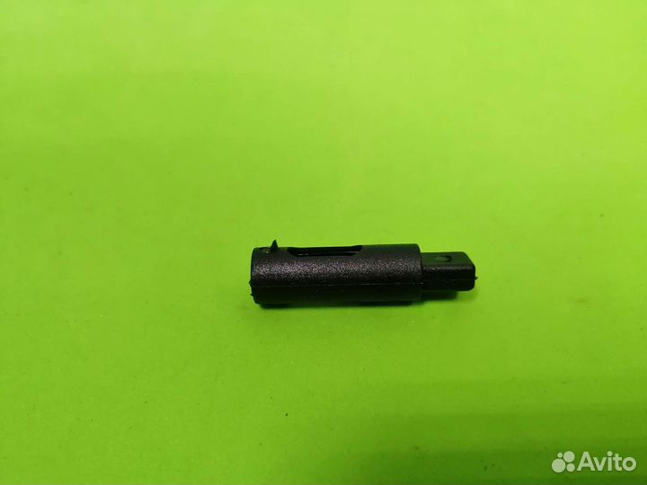 Фиксатор поворотного колеса N 69 на коляску