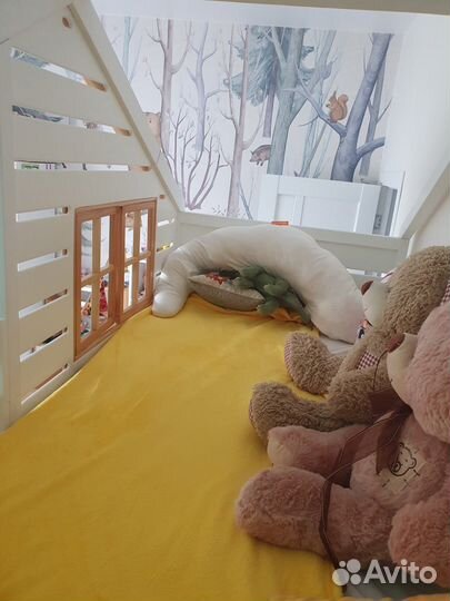 Детская кровать домик с матрасом