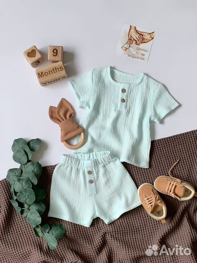 Костюм детский из муслина новый
