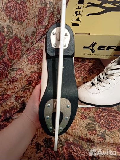 Коньки фигурные