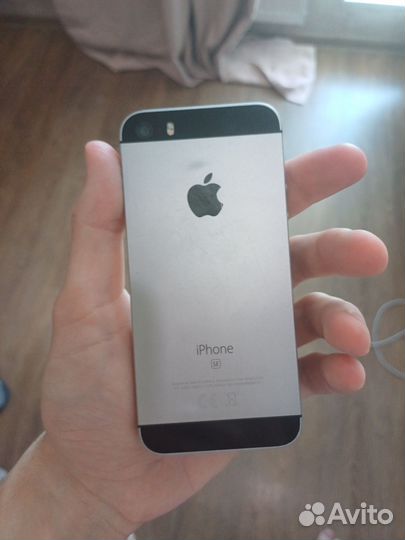 iPhone SE 64gb 2016