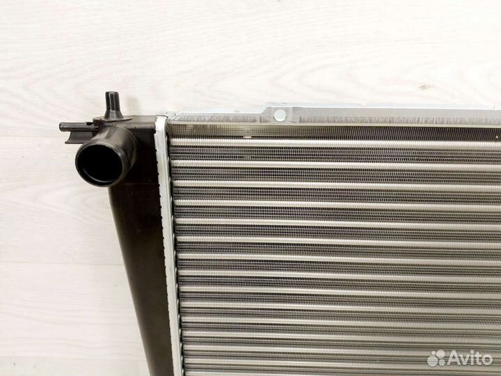 Радиатор охлаждения Hyundai Starex 1996-2004