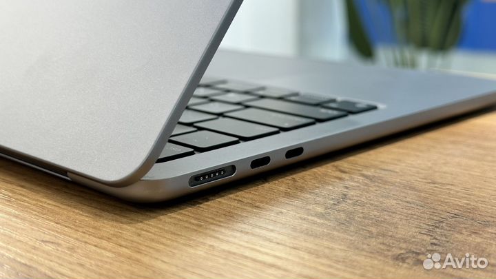 Macbook Air 13 M2 8/256 Space Gray