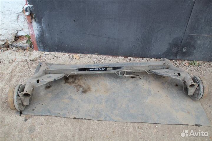 Балка подвески задняя Renault Logan 1 седан