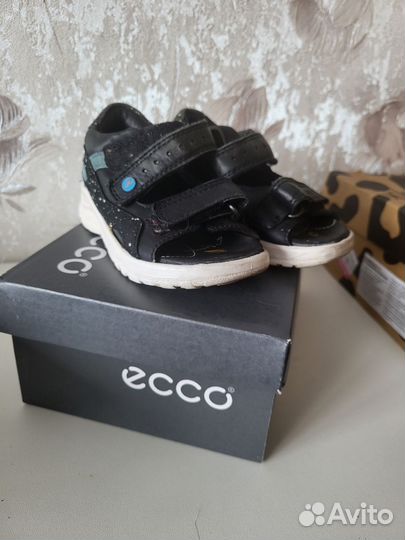 Сандали ecco 23
