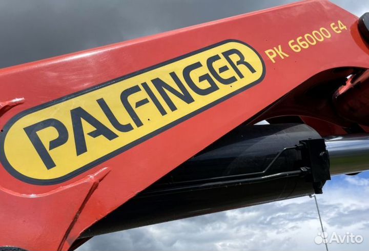 Pазбираем грузовик Mercedes-Benz Actros mpii 2002