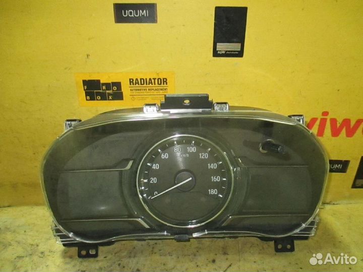 Панель приборов Honda Grace GM4