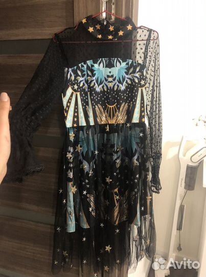 Платье праздничное