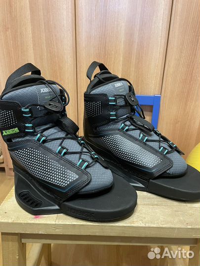 Крепление для вейкборда Jobe Maze (новые)