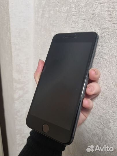 iPhone 8 Plus, 128 ГБ