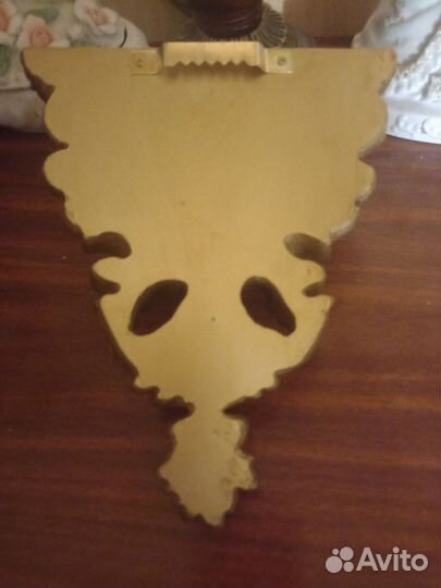 Консоль настенная