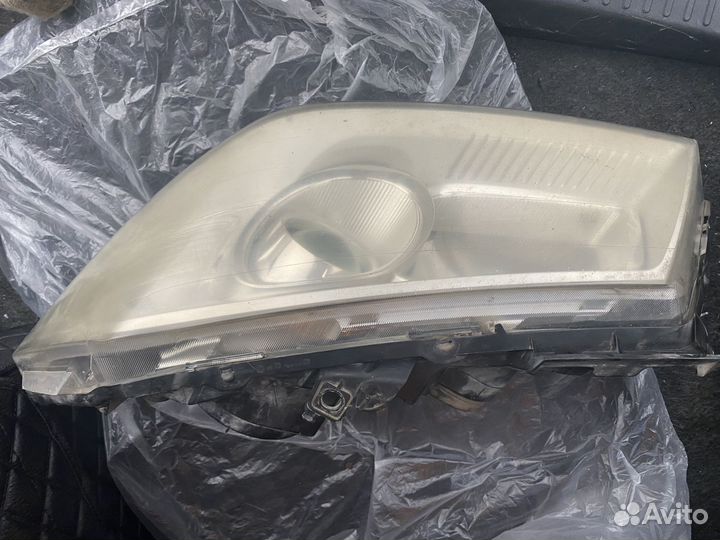 Фара правая renault megane 2