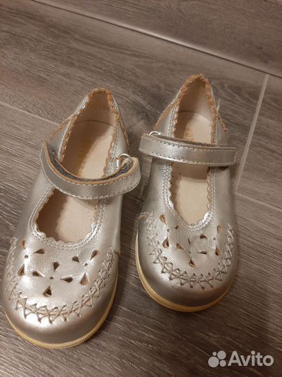 Туфли для девочки 23 размер