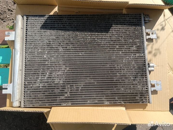 Радиатор кондиционера nissan almera g15