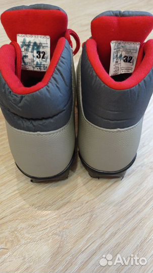 Лыжные ботинки