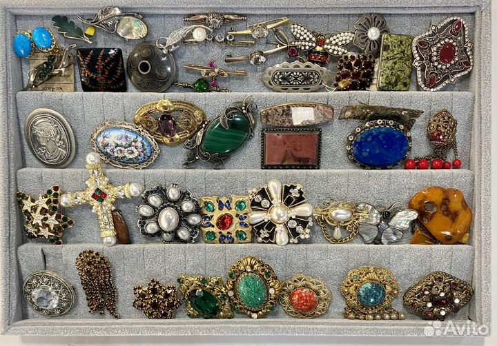 Винтажные броши от 1950 года и редкие значки СССР