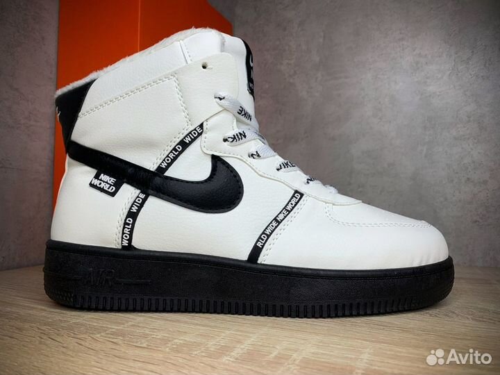 Кроссовки Nike Air Force 1