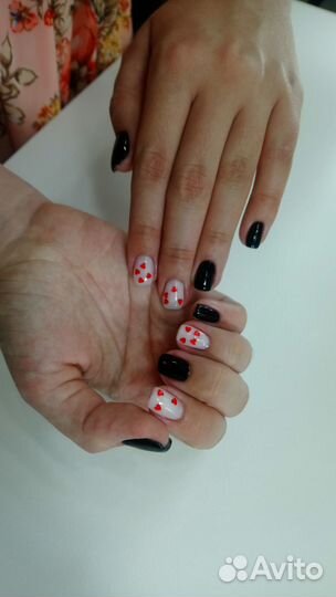 Маникюр с покрытием гель - лак в студии