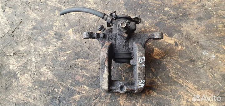 Суппорт задний левый Chevrolet Orlando 2011-2015