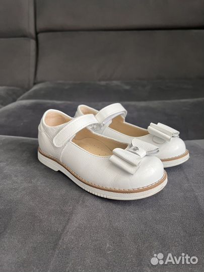 Туфли для девочки 28 размер
