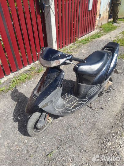 Скутер Suzuki