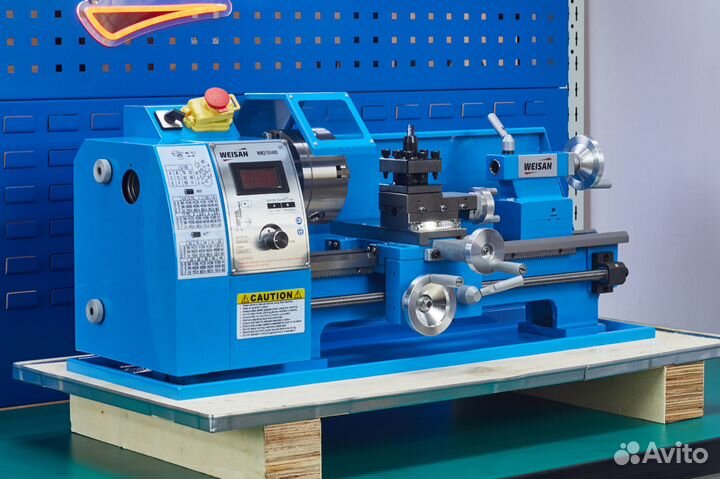 Токарный станок по металлу weisan WM210V400