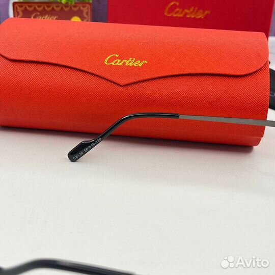 Солнцезащитные очки Cartier