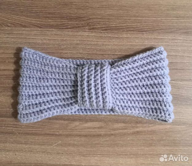 Повязка на голову вязаная